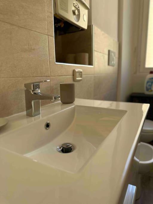 Xenia Apartments - Charming Garden Suite In Porta Venezia ميلان المظهر الخارجي الصورة